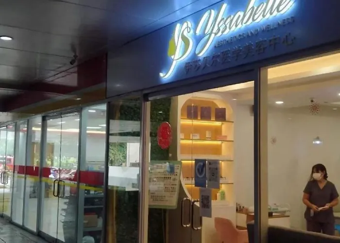The Sparkle Comfortable Living By Awsom Phil Apartment
