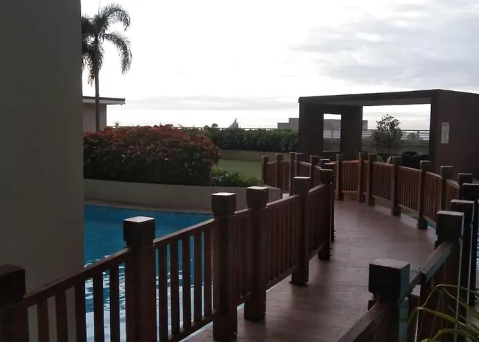 The Sparkle Comfortable Living By Awsom Phil Apartment *