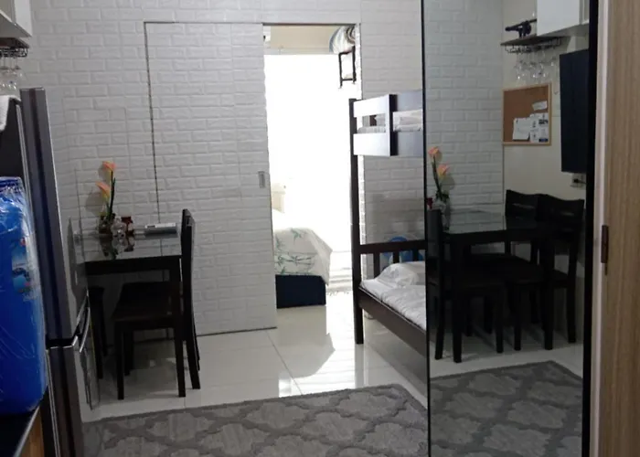Apartment The Sparkle Comfortable Living By Awsom Phil Manila